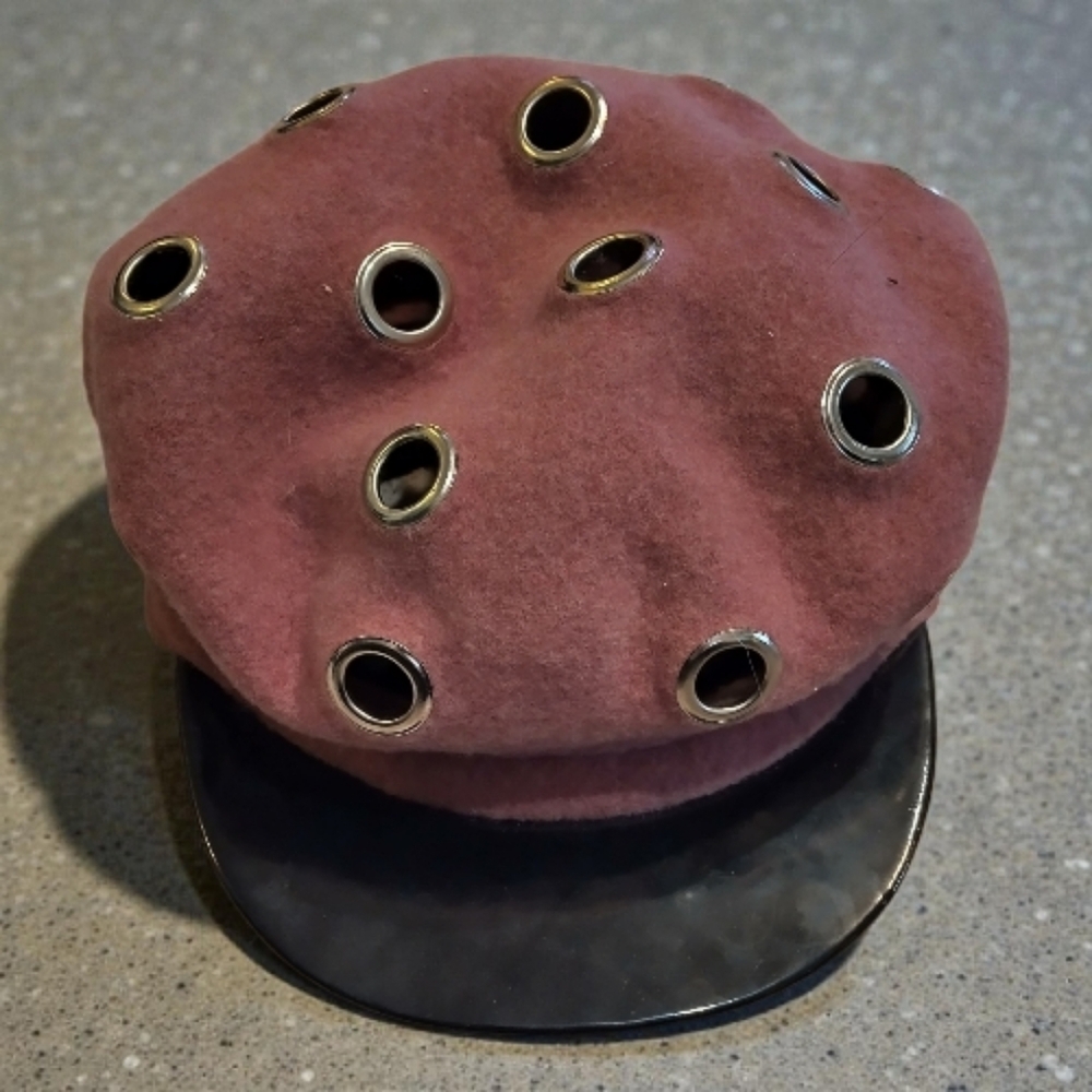 Elegant Mauve Hat with Black Brim